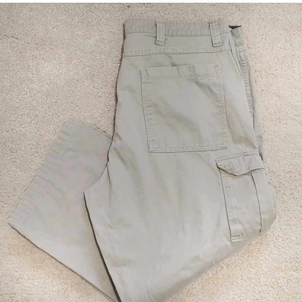 😍 2/$30 Wrangler Cargo pant